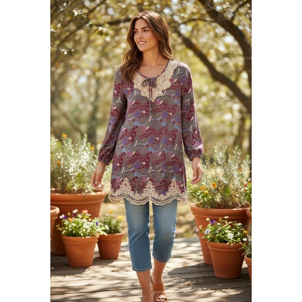 Gimmicks by BKE Womens Small Paisley Crochet Lace Split Sleeve Boho Tunic Top